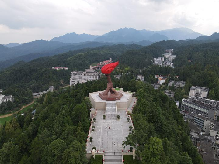 去井冈山旅游费用要多少）